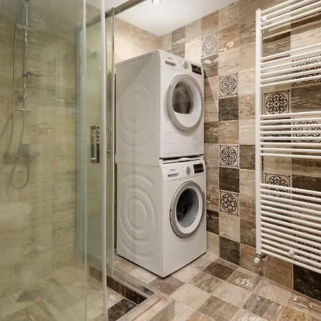 Brand-new Modern Flat In Heart Of Apartamento *